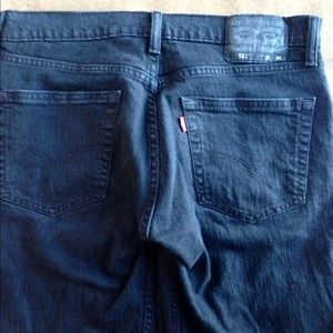 Levi's 511 men's 31x30 black denim jeans.